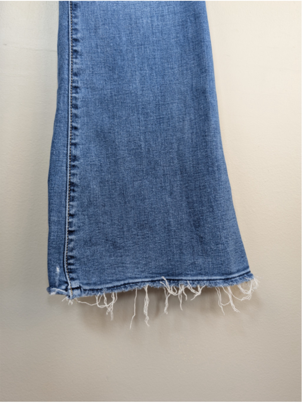 AE 2 Super Hi Rise Flare Jeans Frayed Distressed Medium Blue Wash American Eagle - Picture 7 of 12